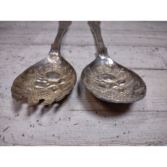 Vintage FB Rogers Italy Ornate Silver Plate Embossed Fruit Serving Spoon & Fork - Picture 3 of 8